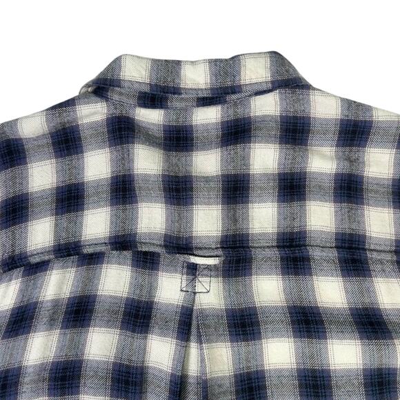 American Eagle Boyfriend Fit Flannel Shirt Womens L Blue White Plaid Button Up - Picture 5 of 9